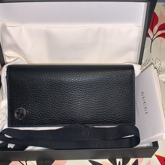 EUC Gucci GG black long bifold wallet with blue interior - Picture 10 of 12